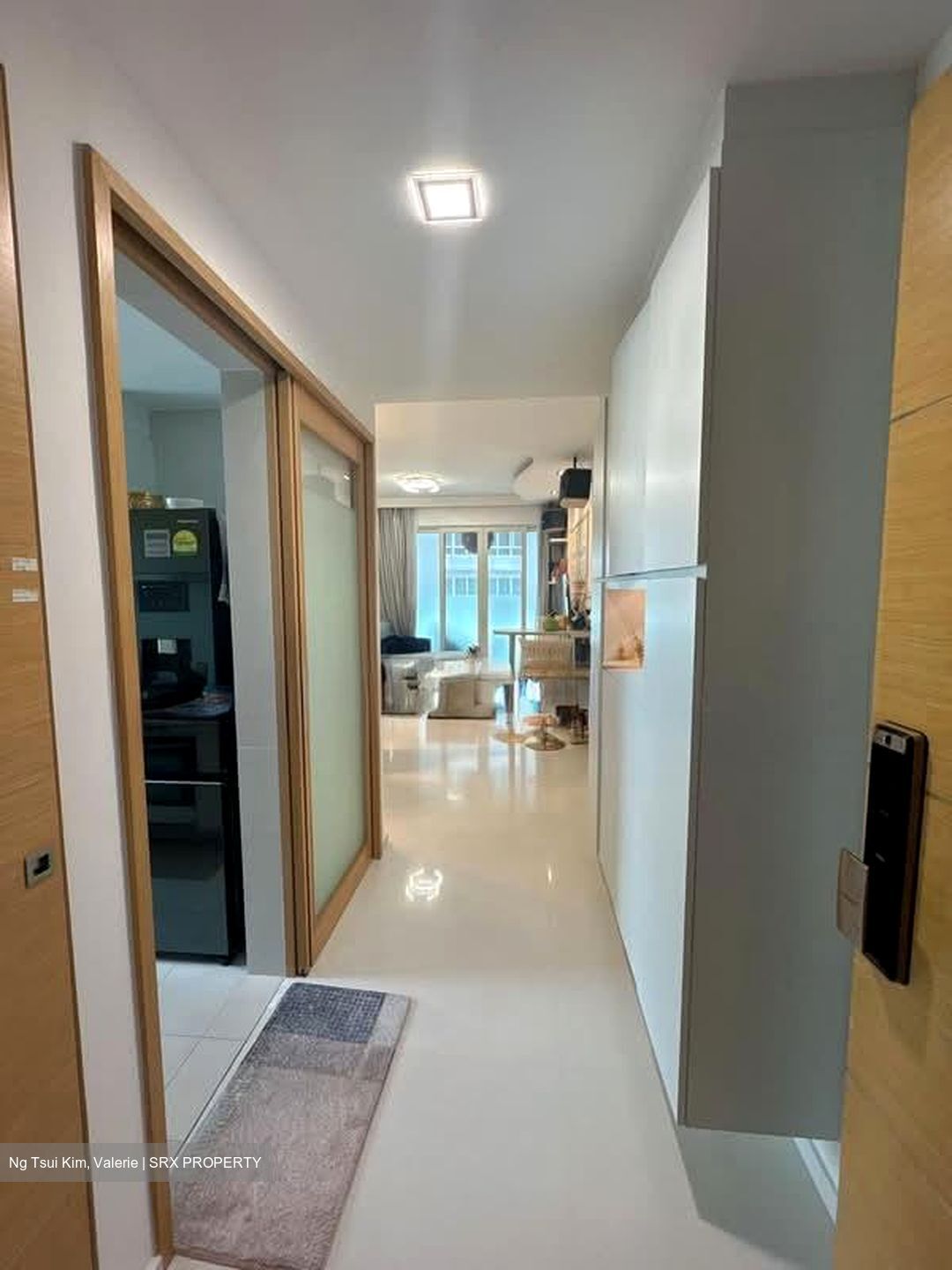 Vacanza @ East (D14), Condominium #529197771